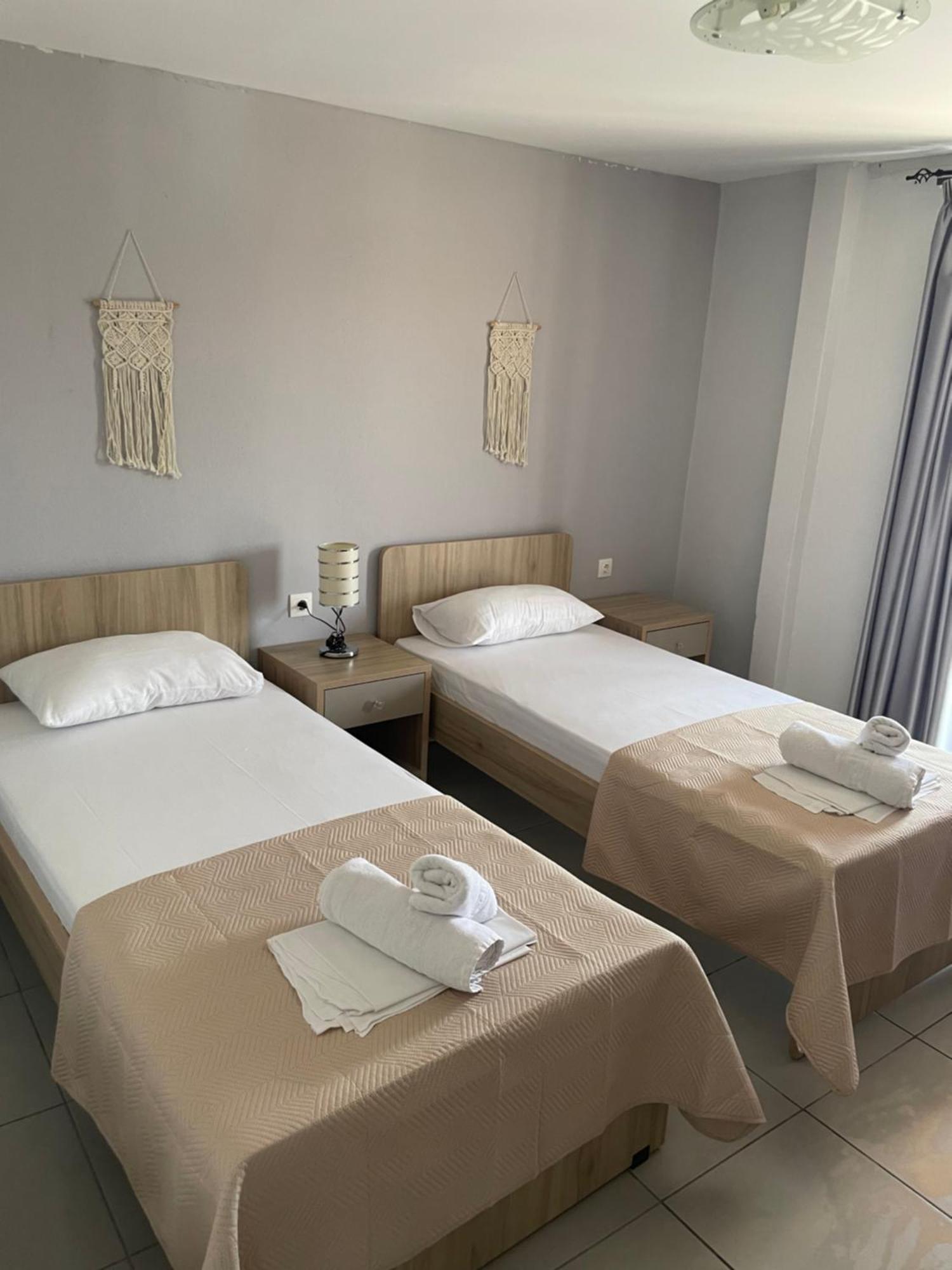 Theodora Apartment Flogita